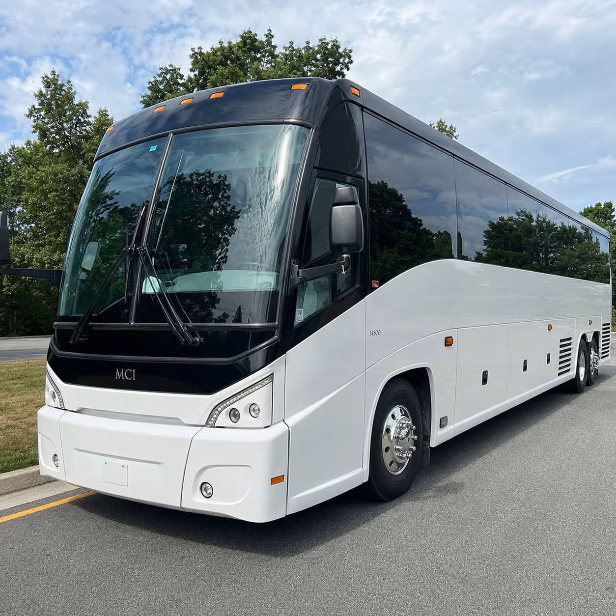 corporate and convention long distance bus rentals out of augusta