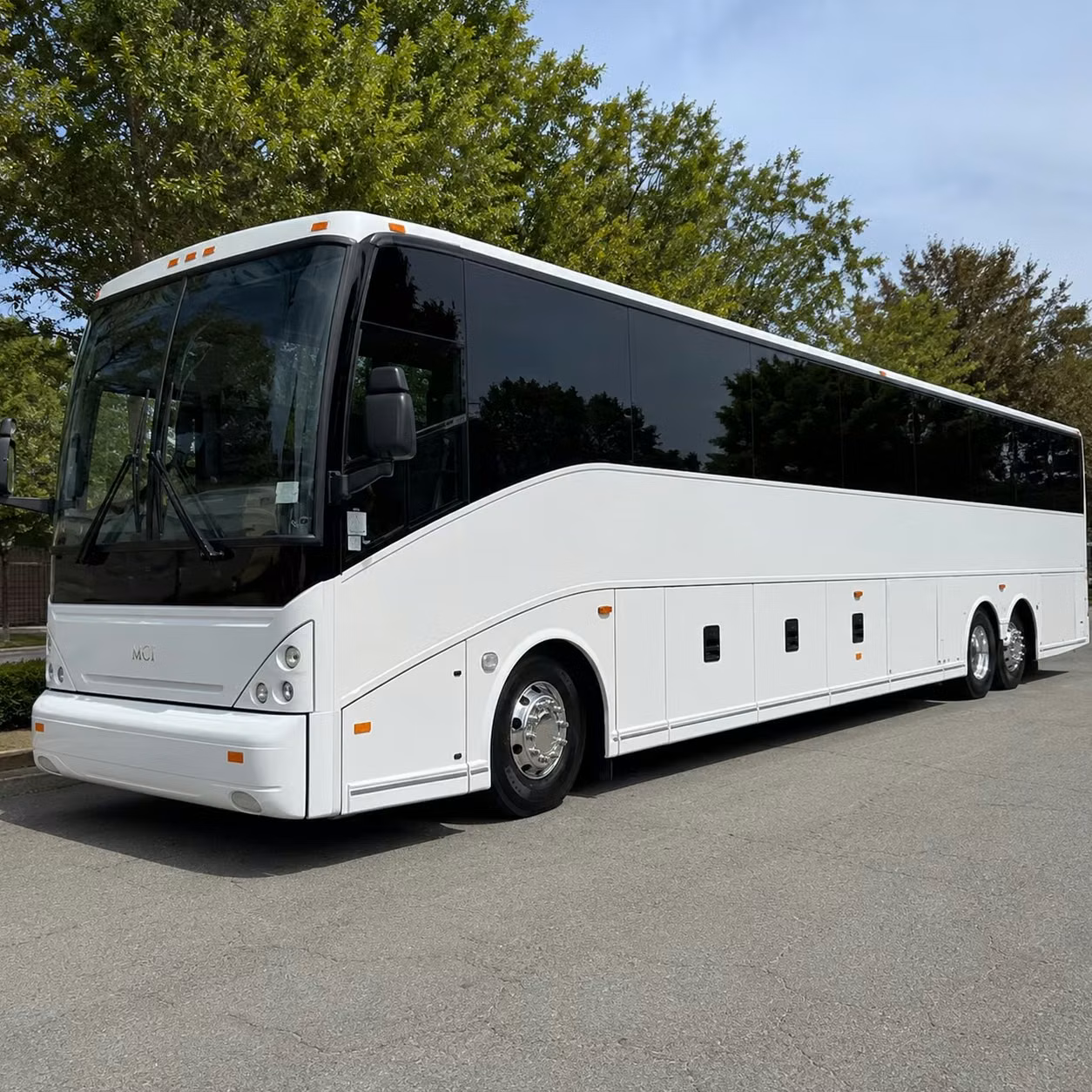 shuttle your group between augusta regional airport and downtown hotels without the headache